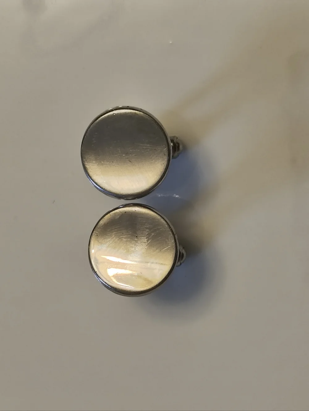 N/A backing provides metal